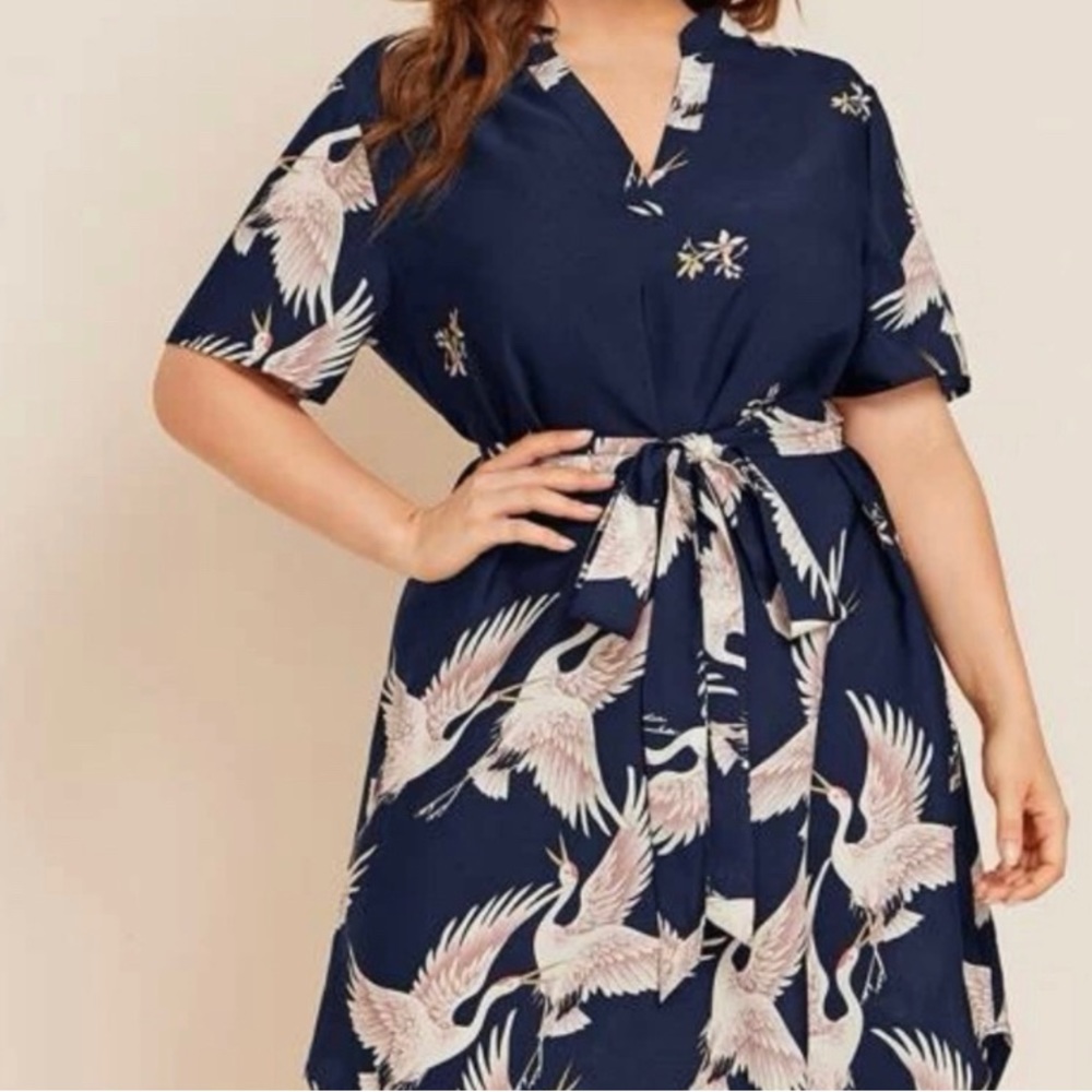 Cute out on the town light weight dress navy blue and bird design size 18